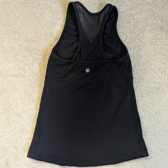 Lululemon Black Racerback Tank - Size 4 - Picture 1 of 2